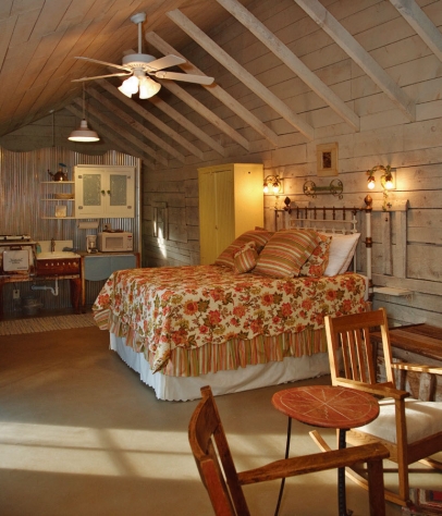 A Room in Four Mile Creek Bed & Breakfast